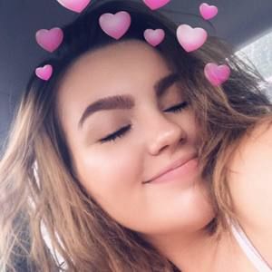 Meet your Posher, Stefaniie nicholee